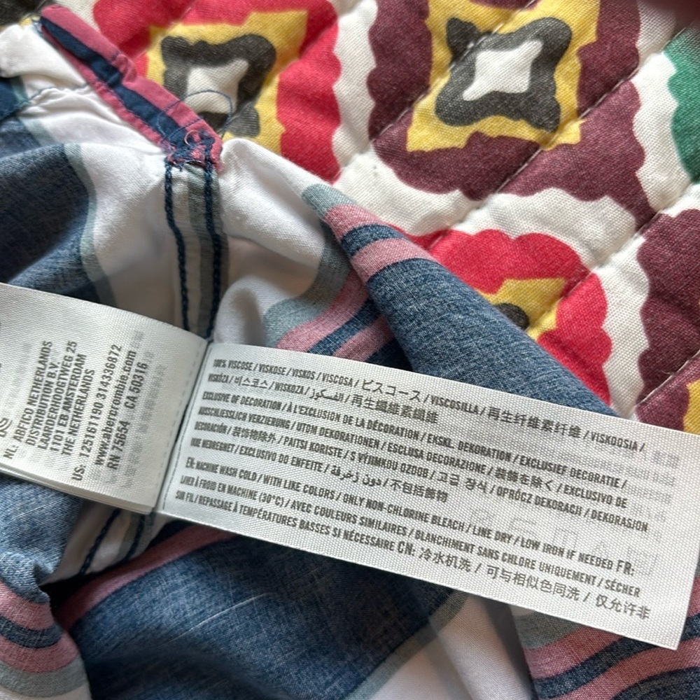 Abercrombie & Fitch Red, Blue, and White Striped Casual Shirt - Picture 10 of 10